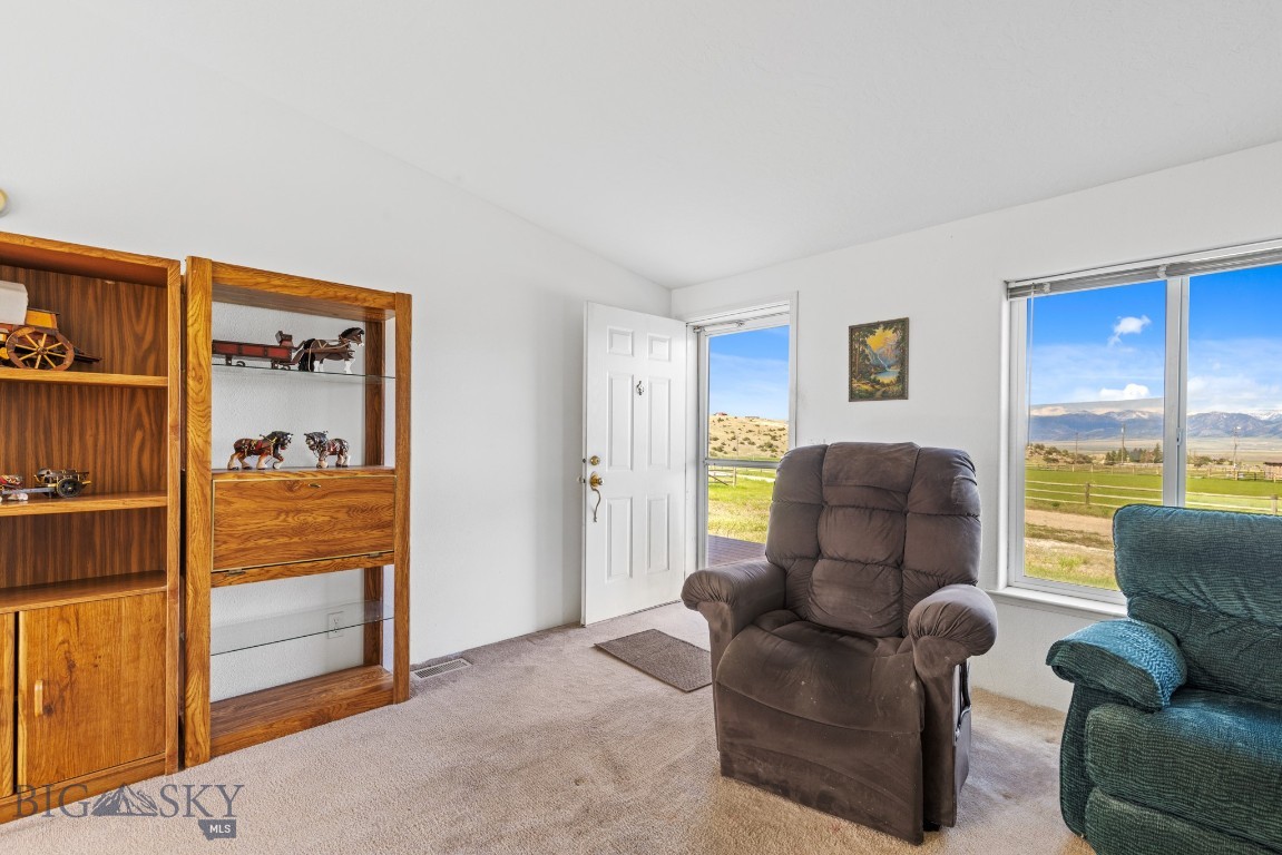 Shining Mountain Unit II - Residential