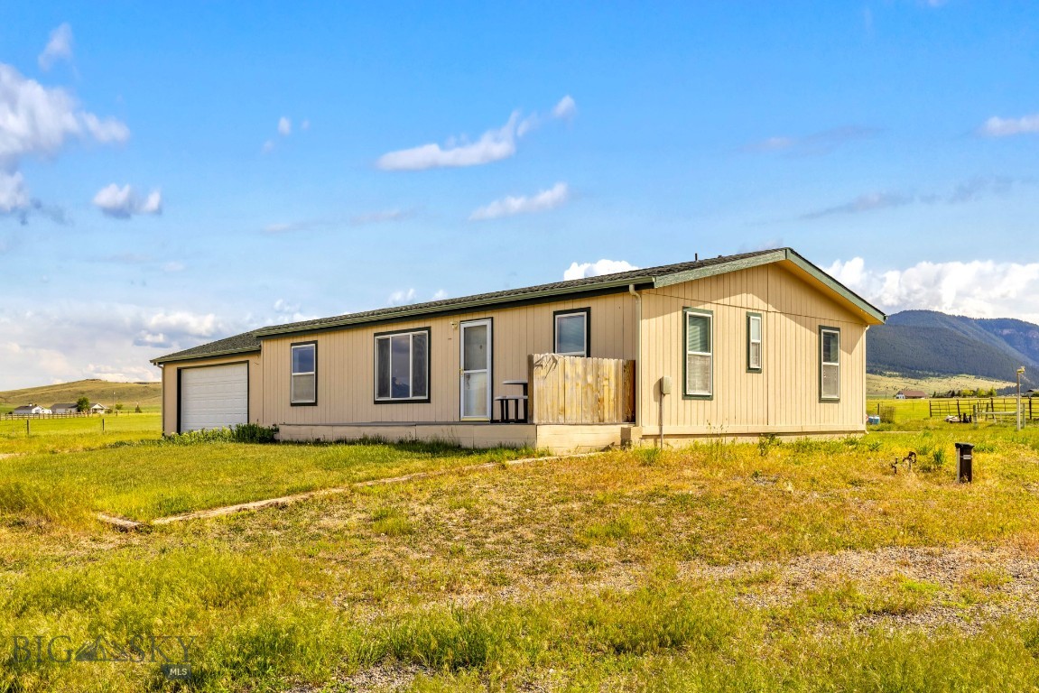 Shining Mountain Unit II - Residential