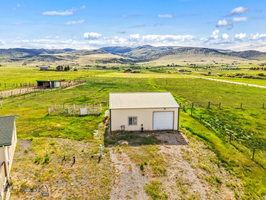 Shining Mountain Unit II - Residential