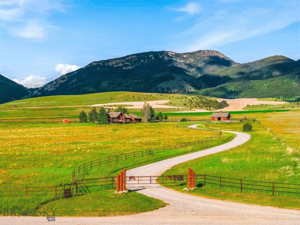 270 Brown Pony Trail