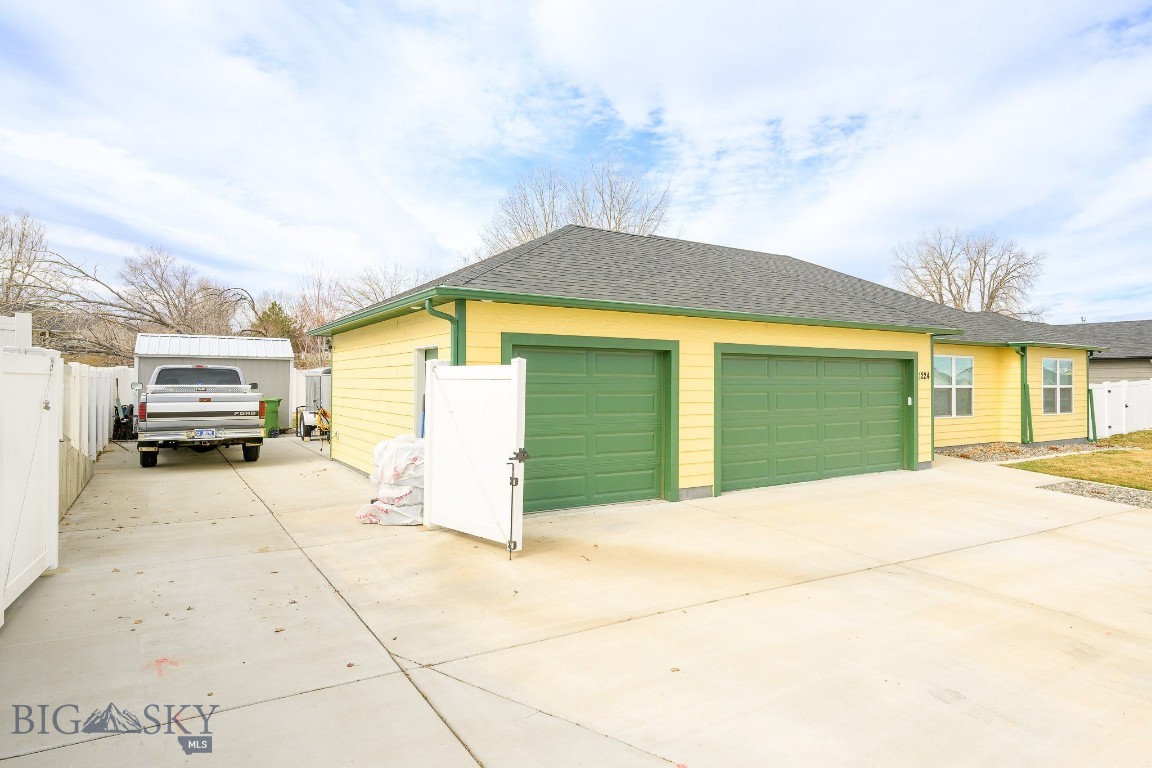 1224 Watson Peak Road