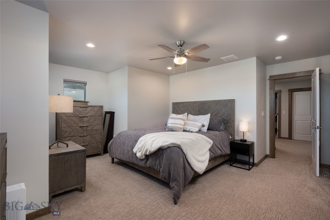 Cloverleaf Meadows - Residential