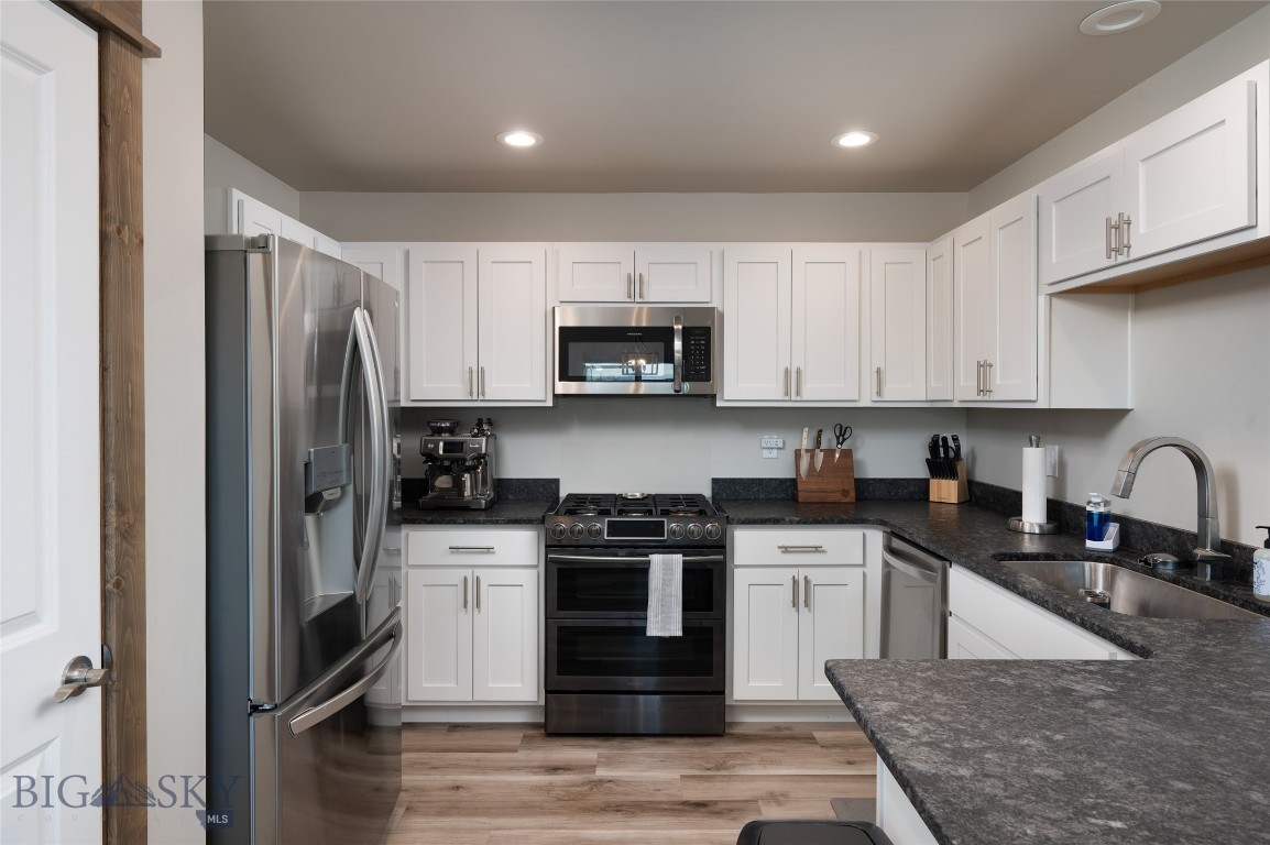 Cloverleaf Meadows - Residential