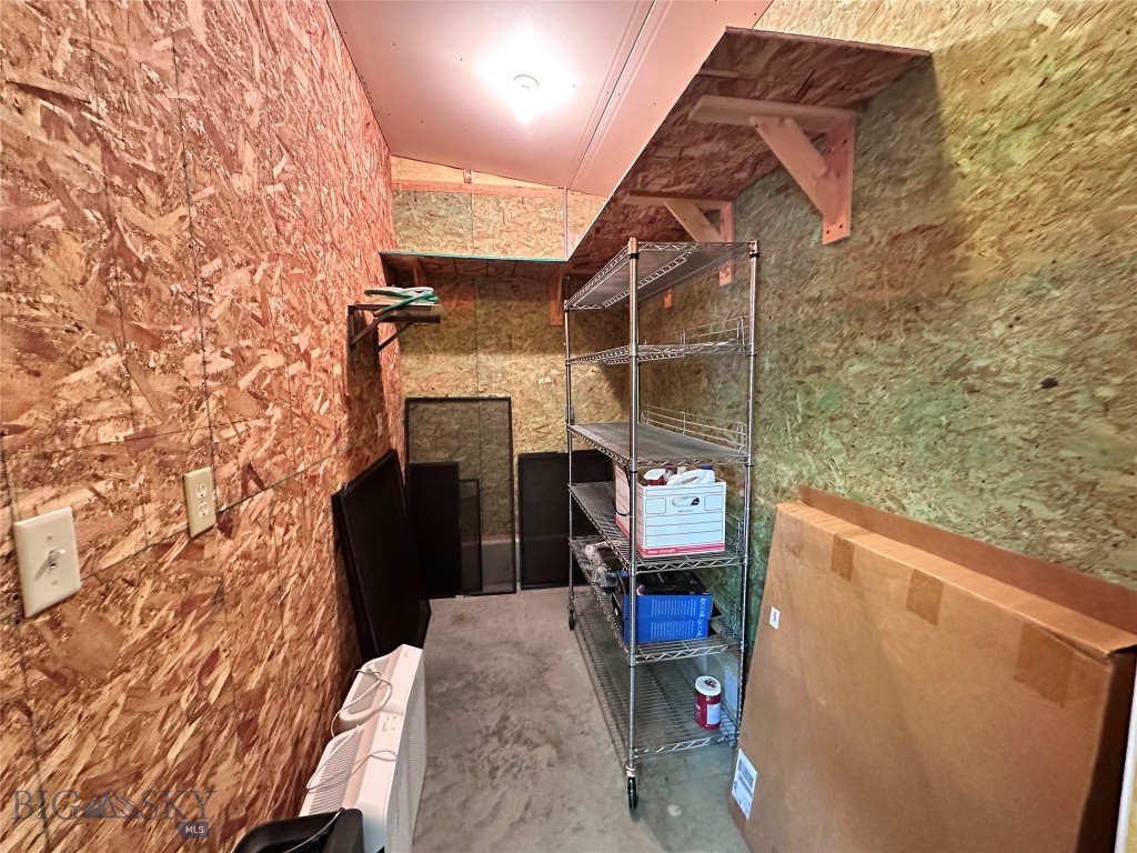 Shining Mountain Unit I - Residential