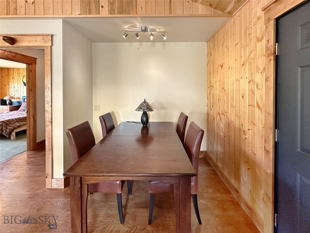 Shining Mountain Unit I - Residential