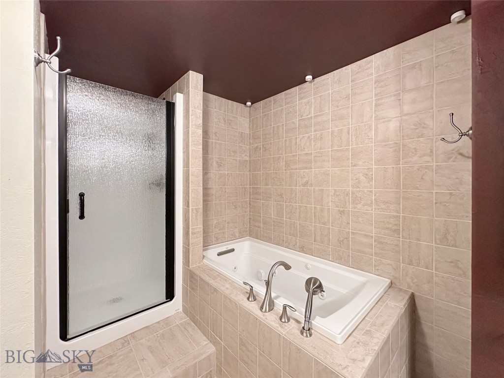 Shining Mountain Unit I - Residential