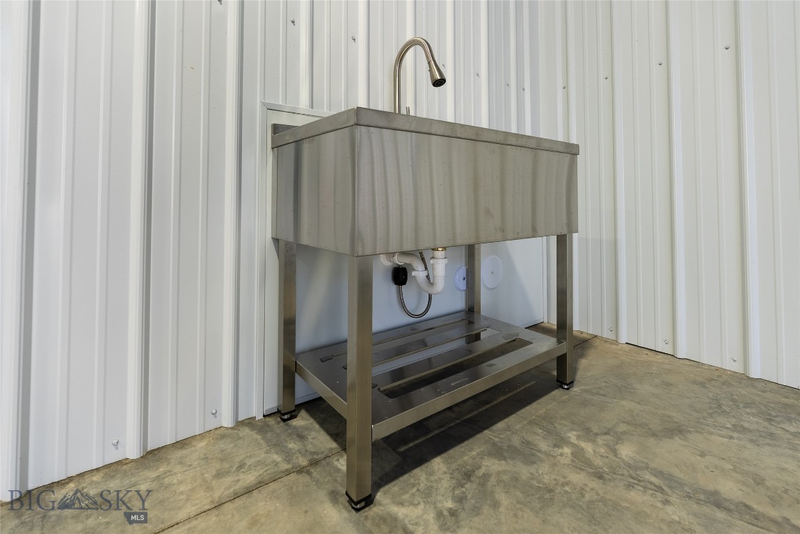 Blackfoot Hills - Commercial Sale