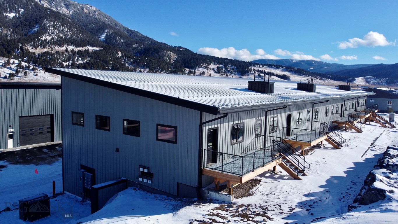 17 Blacksmith Loop A,B,C,D,E