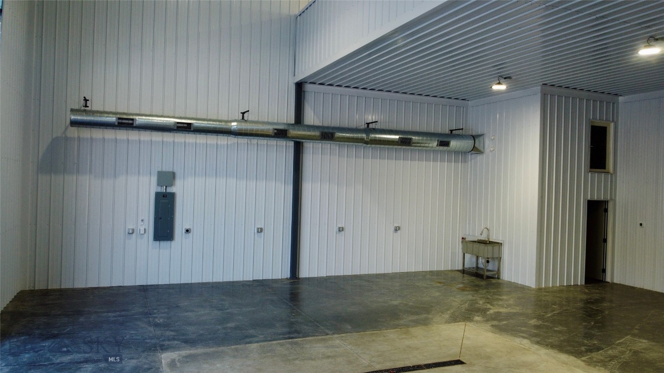 Blackfoot Hills - Commercial Sale