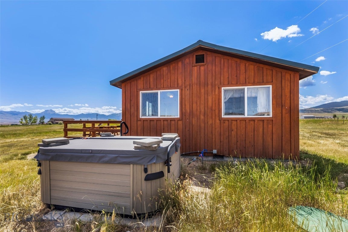 30 Hayfield Loop Trail