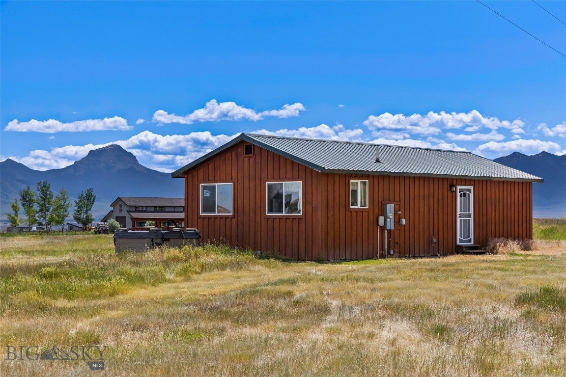 30 Hayfield Loop Trail