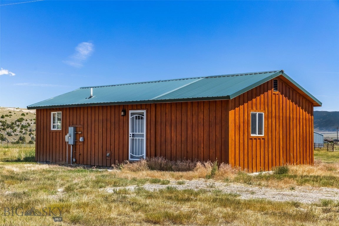 30 Hayfield Loop Trail
