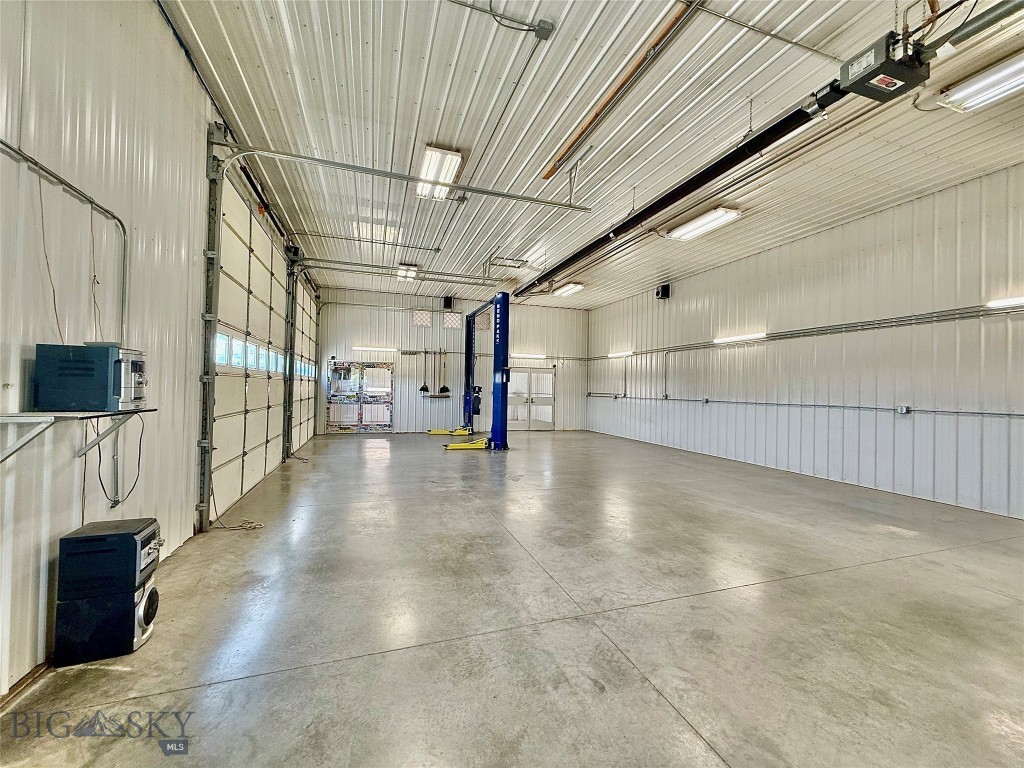 511 Table Mountain Road