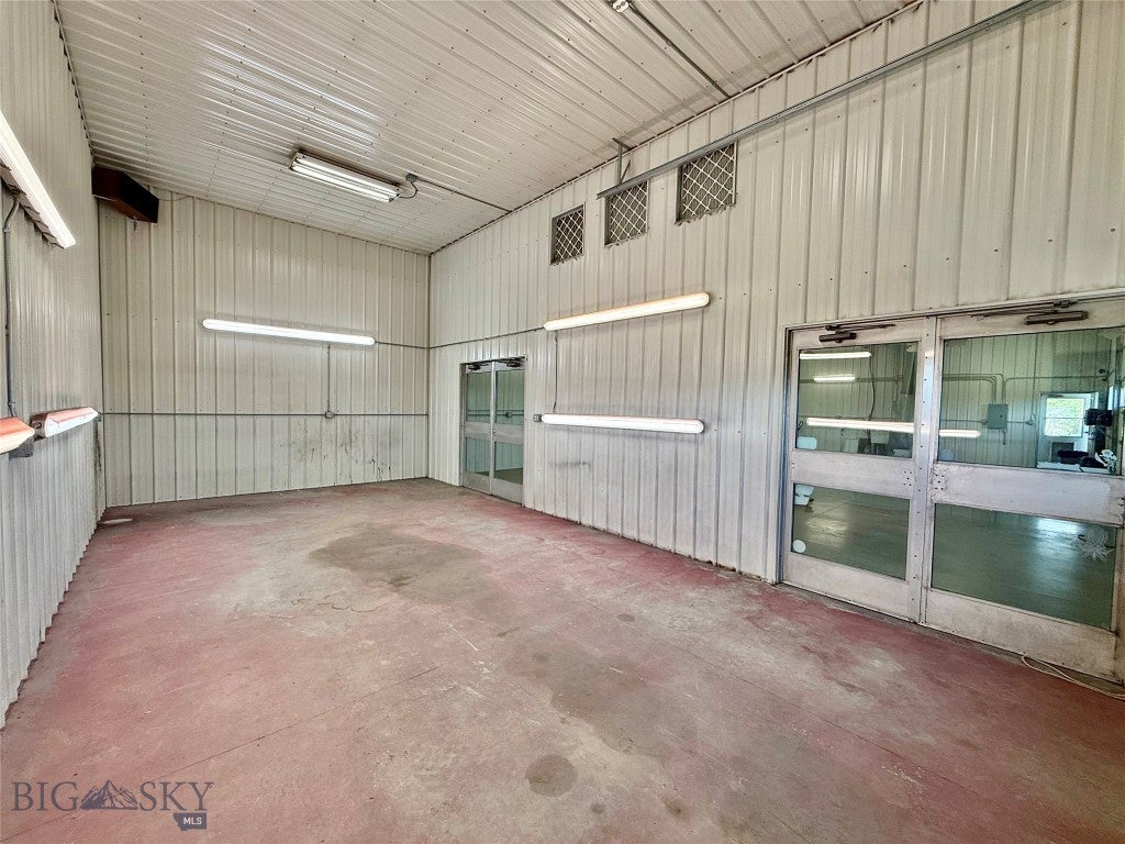 511 Table Mountain Road