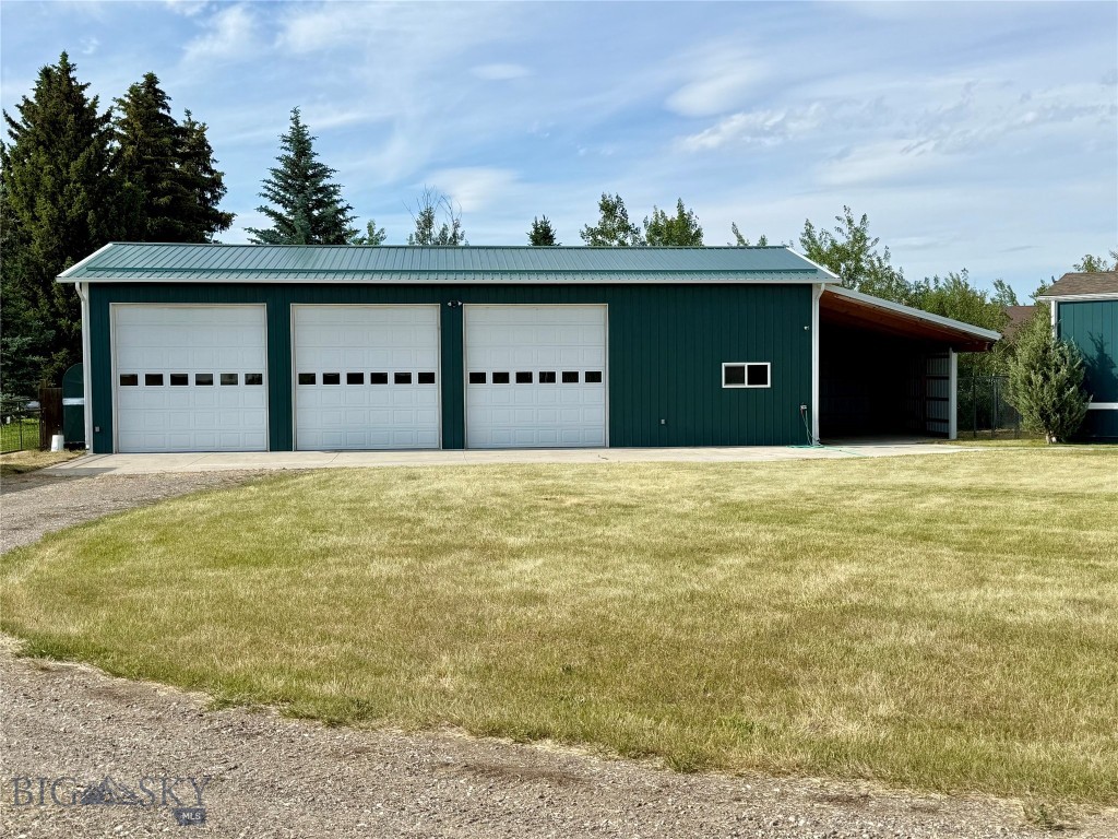 511 Table Mountain Road