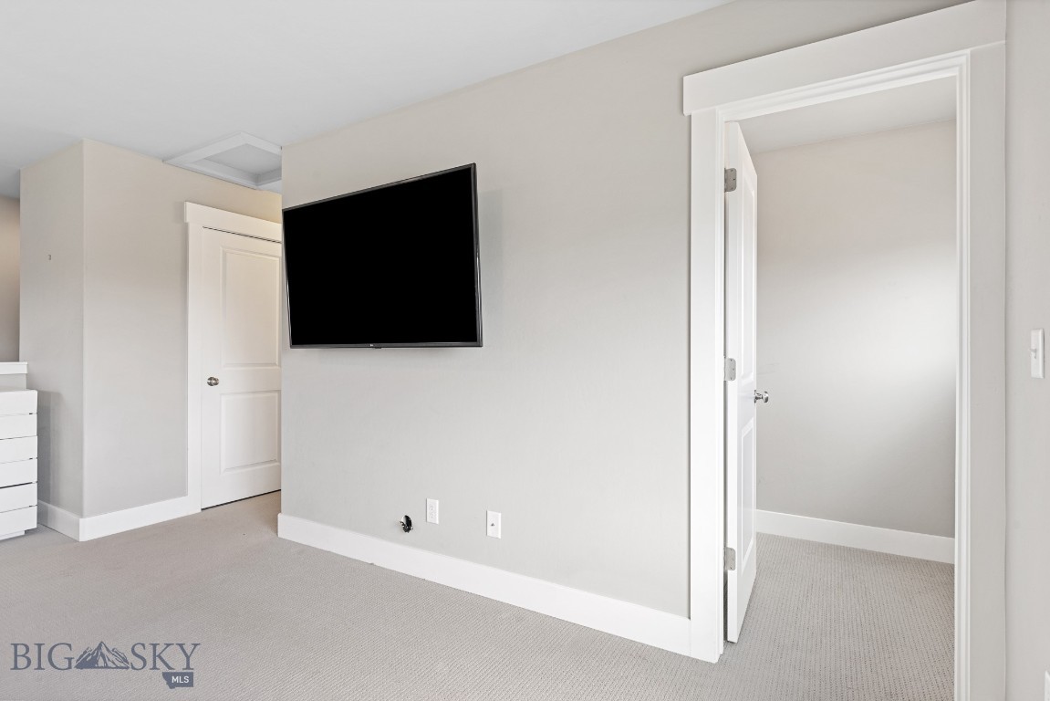 Bozeman, Montana 59718, United States, 3 Bedrooms Bedrooms, ,3 BathroomsBathrooms,Residential,Contingent,99959