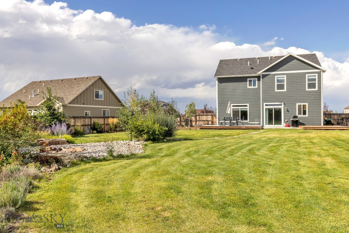 Bozeman, Montana 59718, United States, 3 Bedrooms Bedrooms, ,3 BathroomsBathrooms,Residential,Contingent,99959