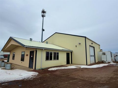 Photo of 315 E Railroad Street, Cut Bank, MT 59427 (MLS # 409695)