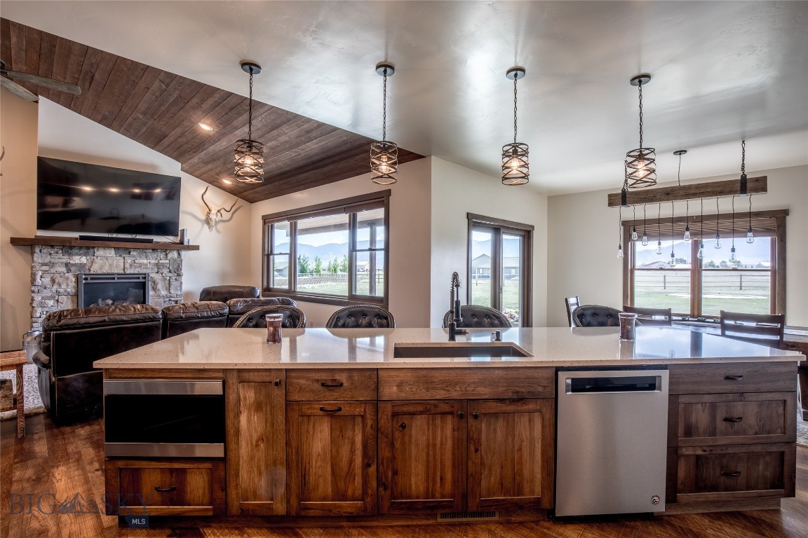 Sky View in Ennis - Residential