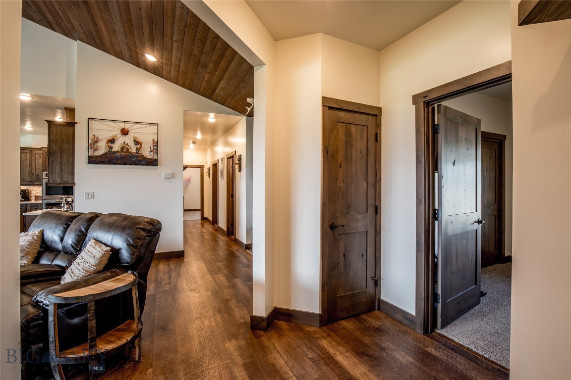 Sky View in Ennis - Residential