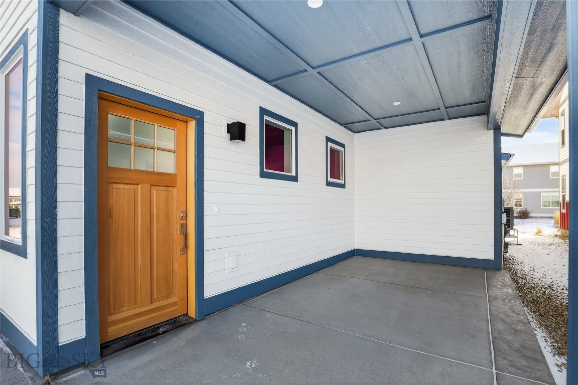 The Lakes at Valley West - Residential