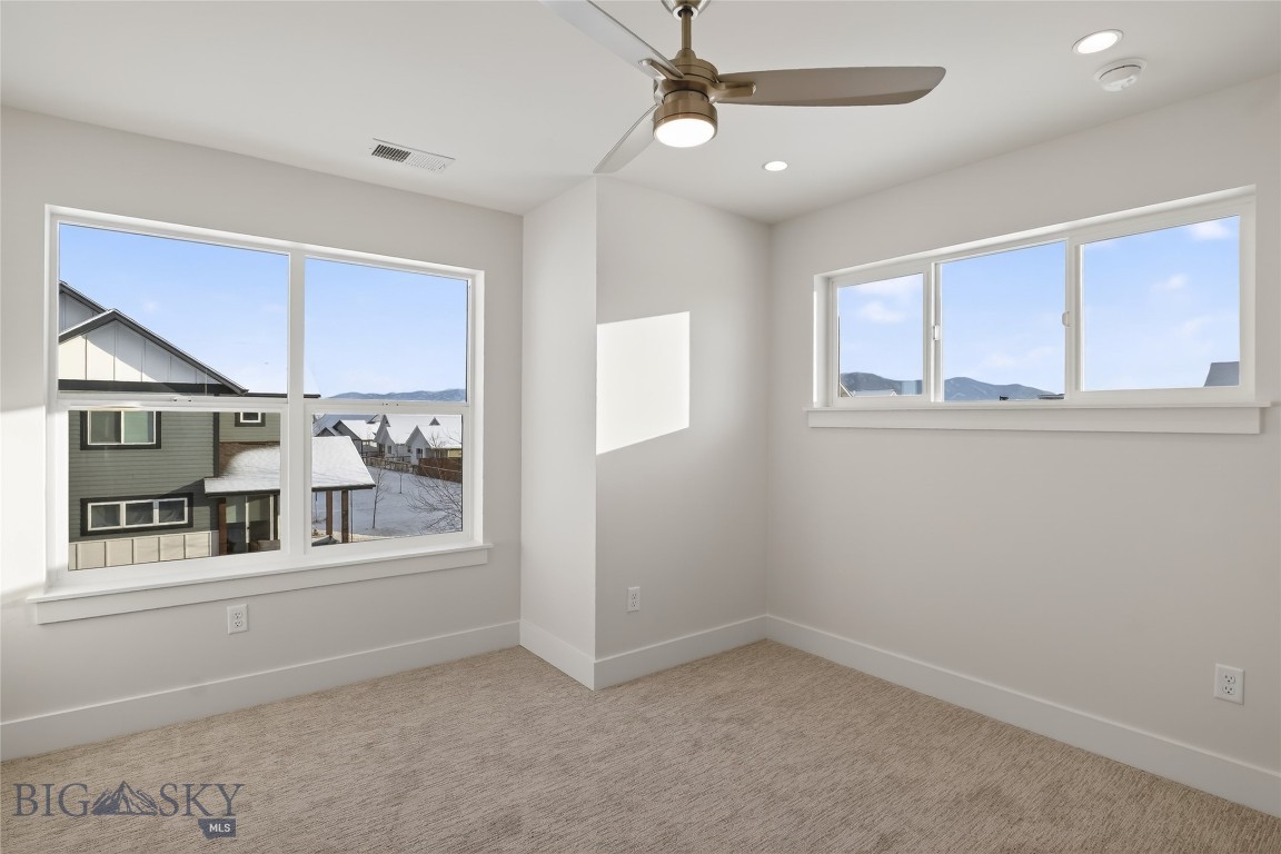 The Lakes at Valley West - Residential