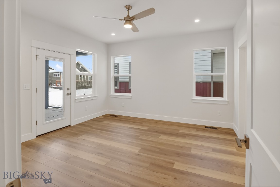 The Lakes at Valley West - Residential