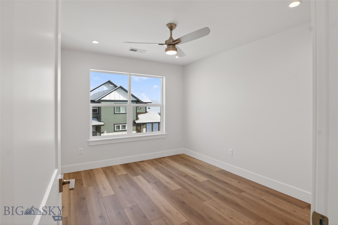 The Lakes at Valley West - Residential