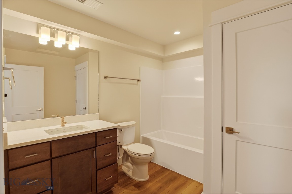 The Lakes at Valley West - Residential