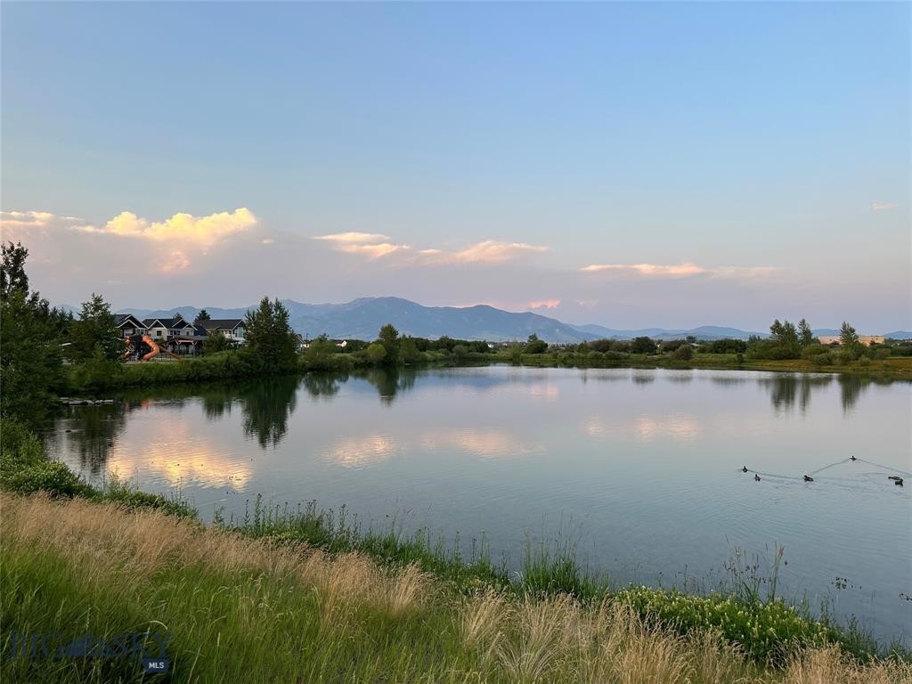 The Lakes at Valley West - Land