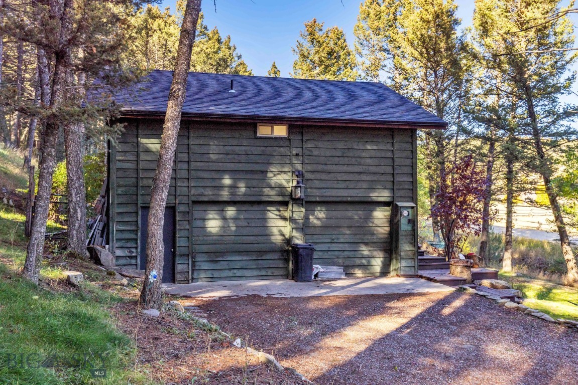 293 S Meadow Creek Road