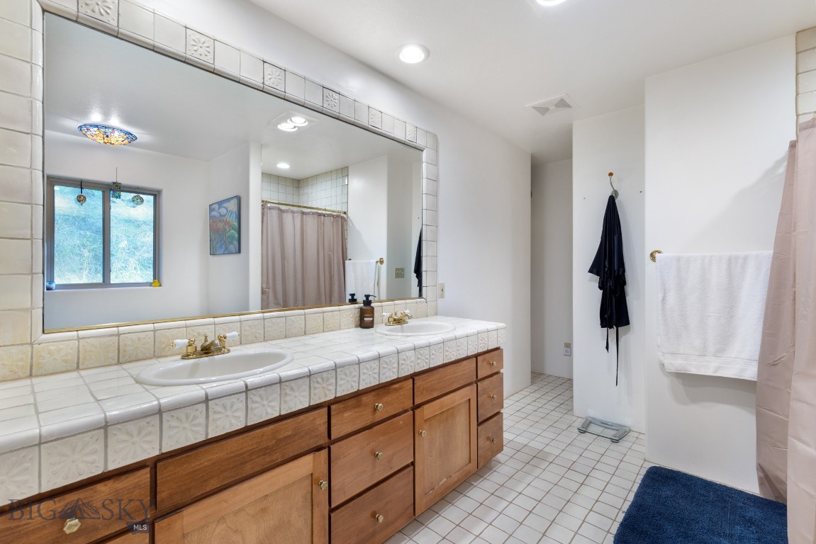 Meadow Creek - Residential