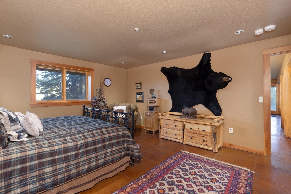 Diamond Hitch Of Ski Moonlight - Residential