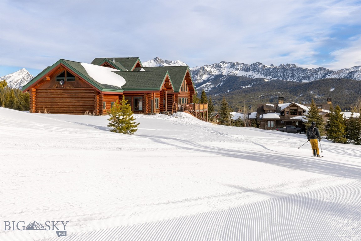 Diamond Hitch Of Ski Moonlight - Residential