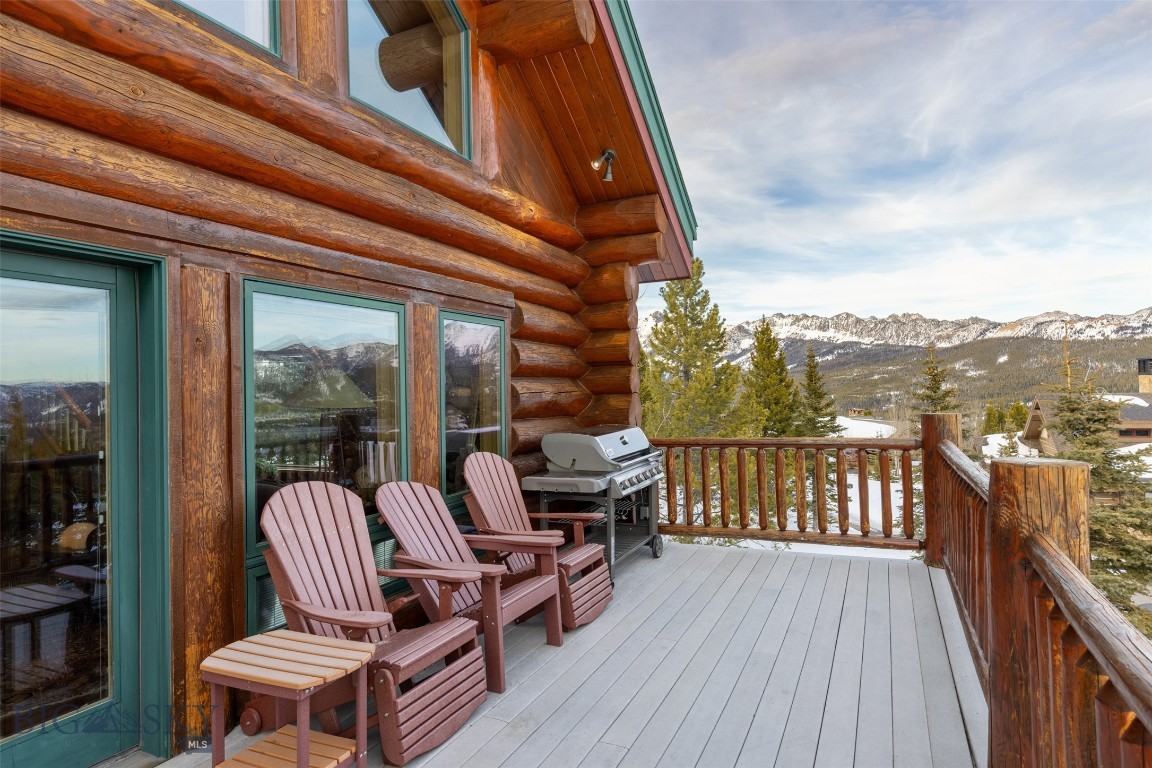 Diamond Hitch Of Ski Moonlight - Residential