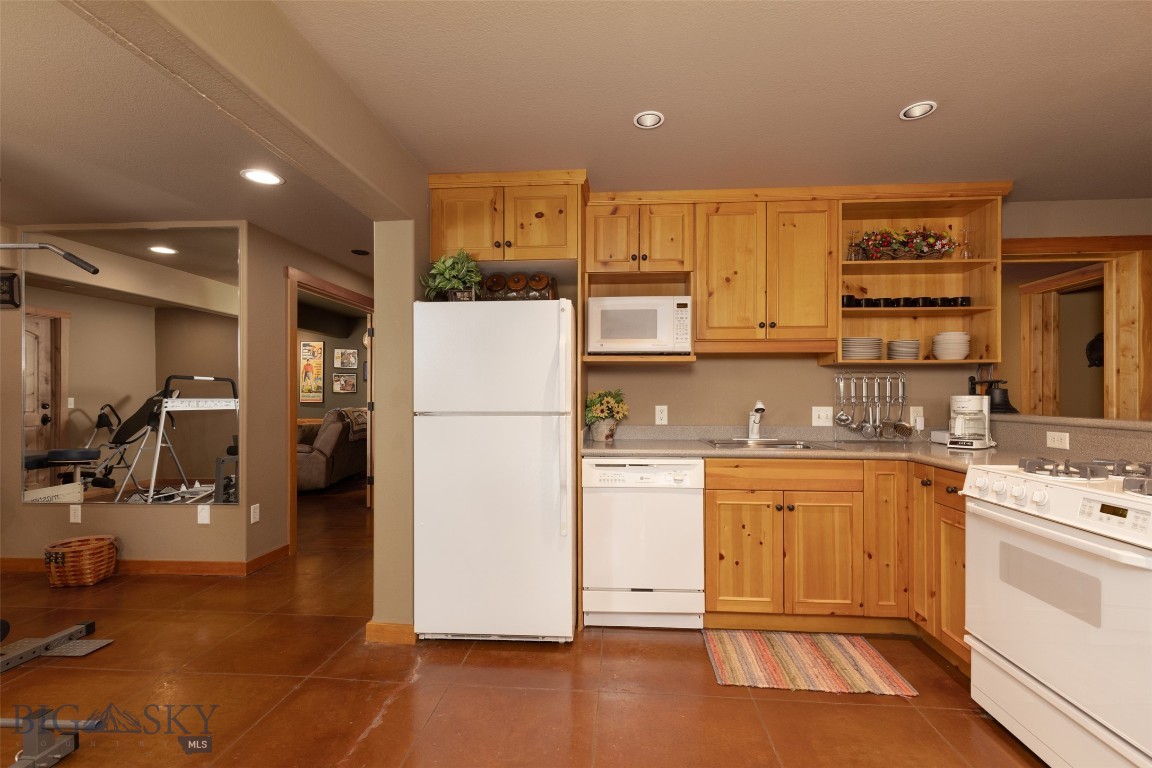 Diamond Hitch Of Ski Moonlight - Residential