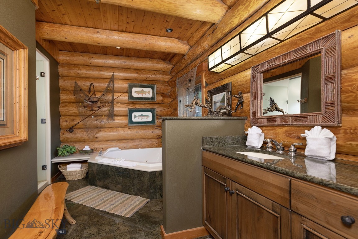 Diamond Hitch Of Ski Moonlight - Residential