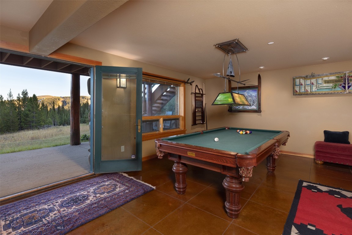 Diamond Hitch Of Ski Moonlight - Residential