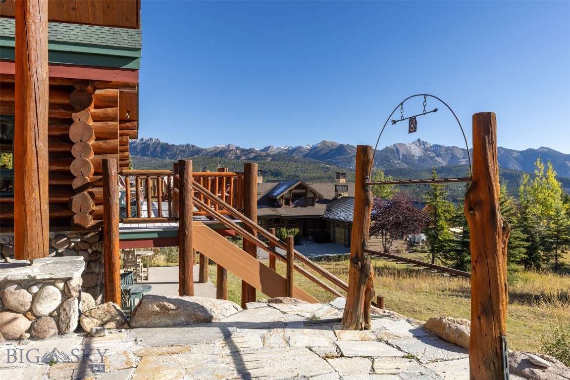 Diamond Hitch Of Ski Moonlight - Residential