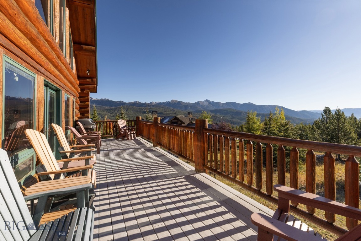 Diamond Hitch Of Ski Moonlight - Residential