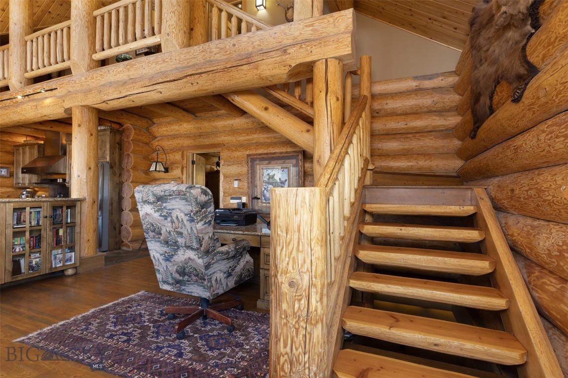 Diamond Hitch Of Ski Moonlight - Residential