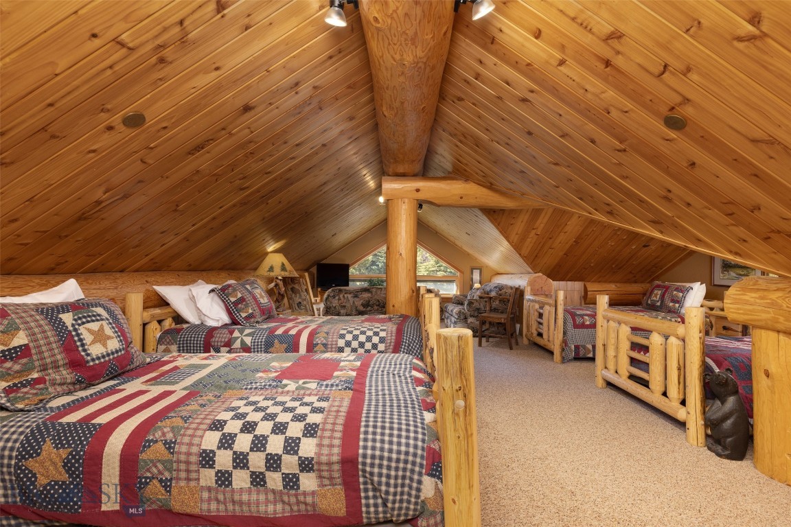 Diamond Hitch Of Ski Moonlight - Residential