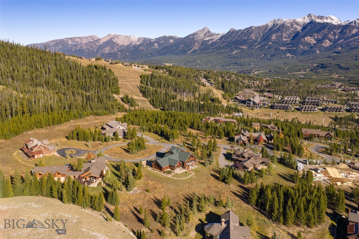 Diamond Hitch Of Ski Moonlight - Residential