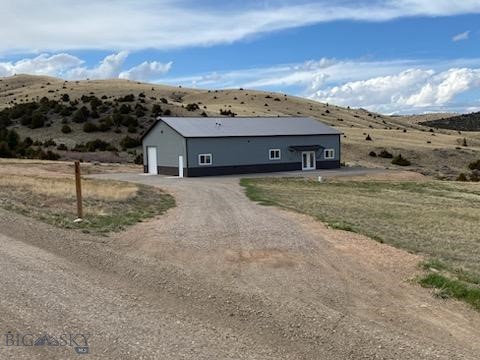 Ennis, Montana 59729, United States, 2 Bedrooms Bedrooms, ,1 BathroomBathrooms,Residential,Contingent,115341