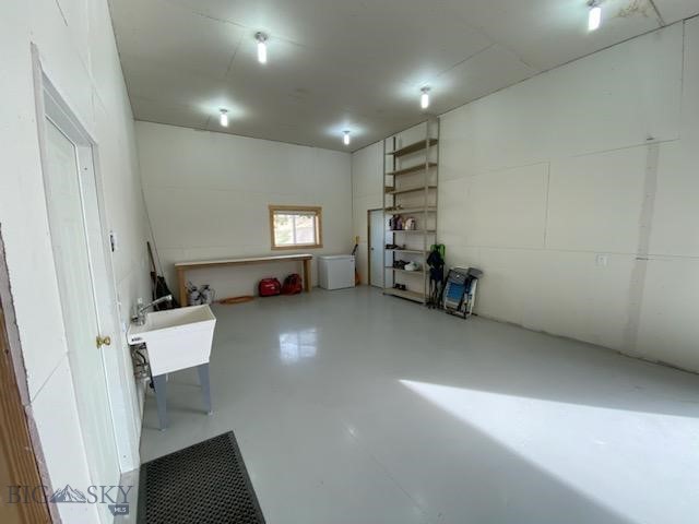Ennis, Montana 59729, United States, 2 Bedrooms Bedrooms, ,1 BathroomBathrooms,Residential,Contingent,115341