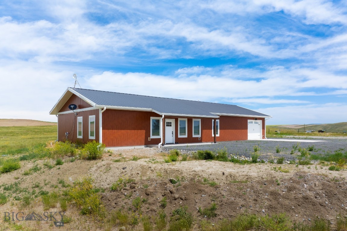 375 Price Road