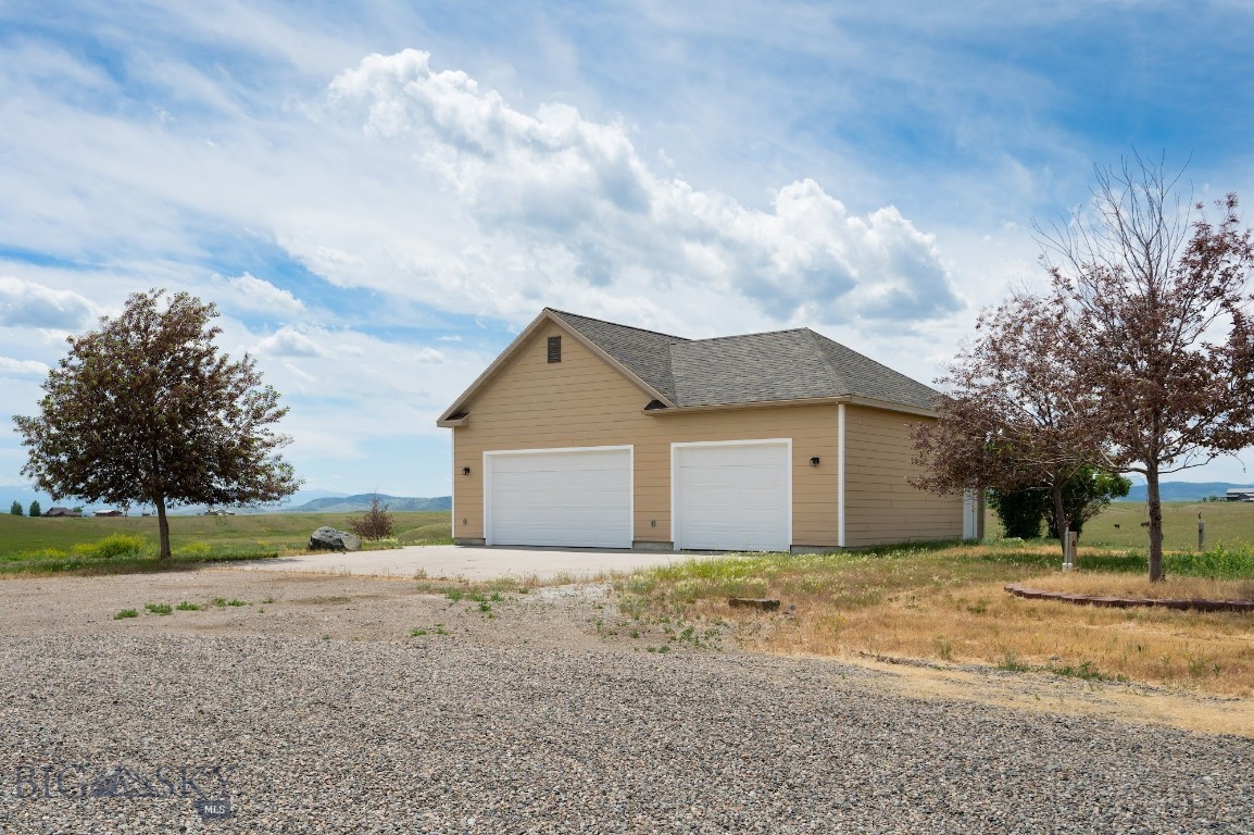 375 Price Road