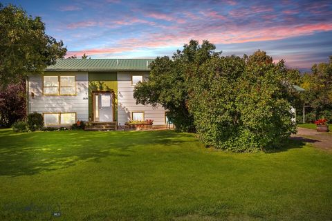 Photo of 2829 Texas Way Street, Bozeman, MT 59718 (MLS # 405975)