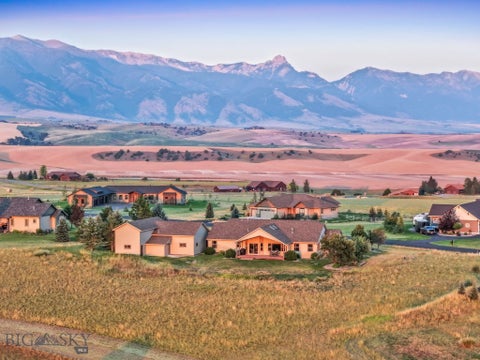 Photo of 827 Antelope Ridge RD, Belgrade, MT 59714 (MLS # 413746)