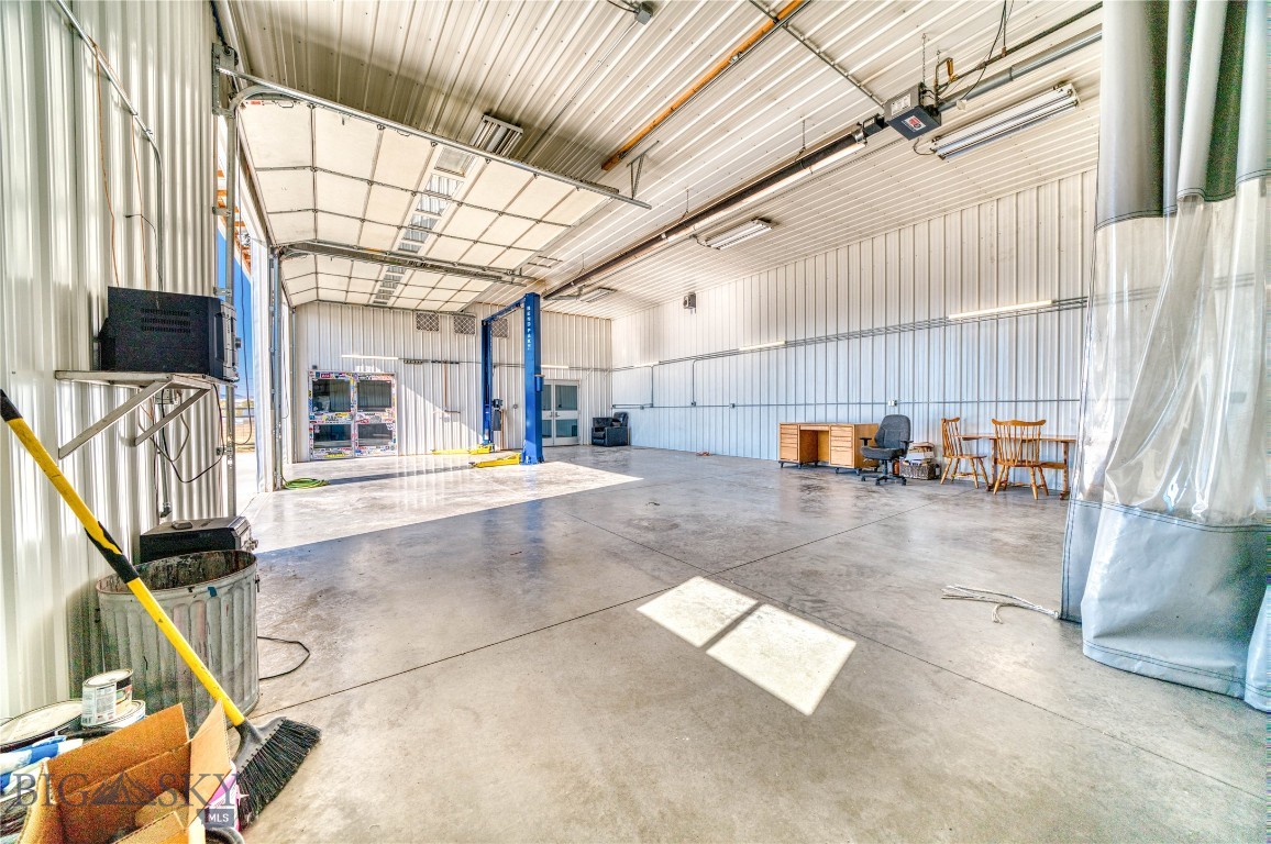 511 Table Mountain Drive